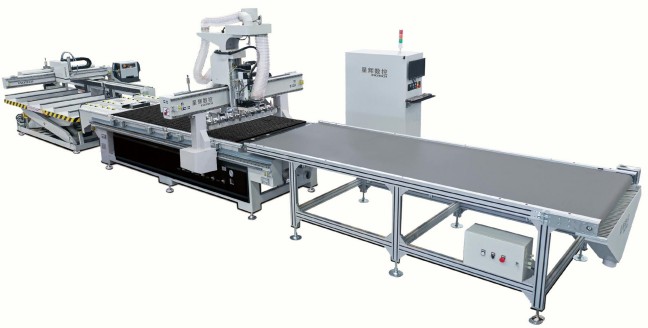 Tozsuz Kesim Makinası Ahşap Kesme Makinası Excitech CNC Makinası